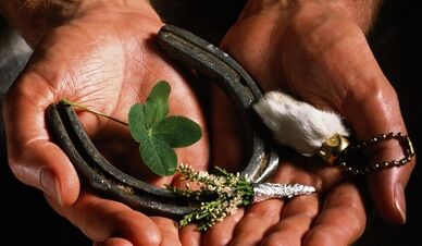 What to make an amulet for luck and well -being