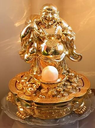 Money fountain